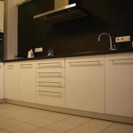 Apartament Warszawska ゴジュフ・ヴィエルコポルスキ エクステリア 写真