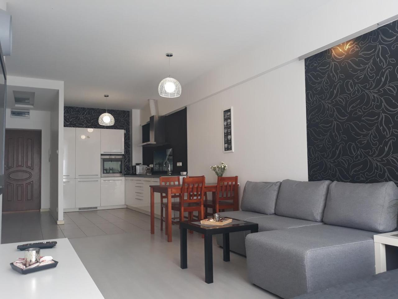 Apartament Warszawska ゴジュフ・ヴィエルコポルスキ エクステリア 写真
