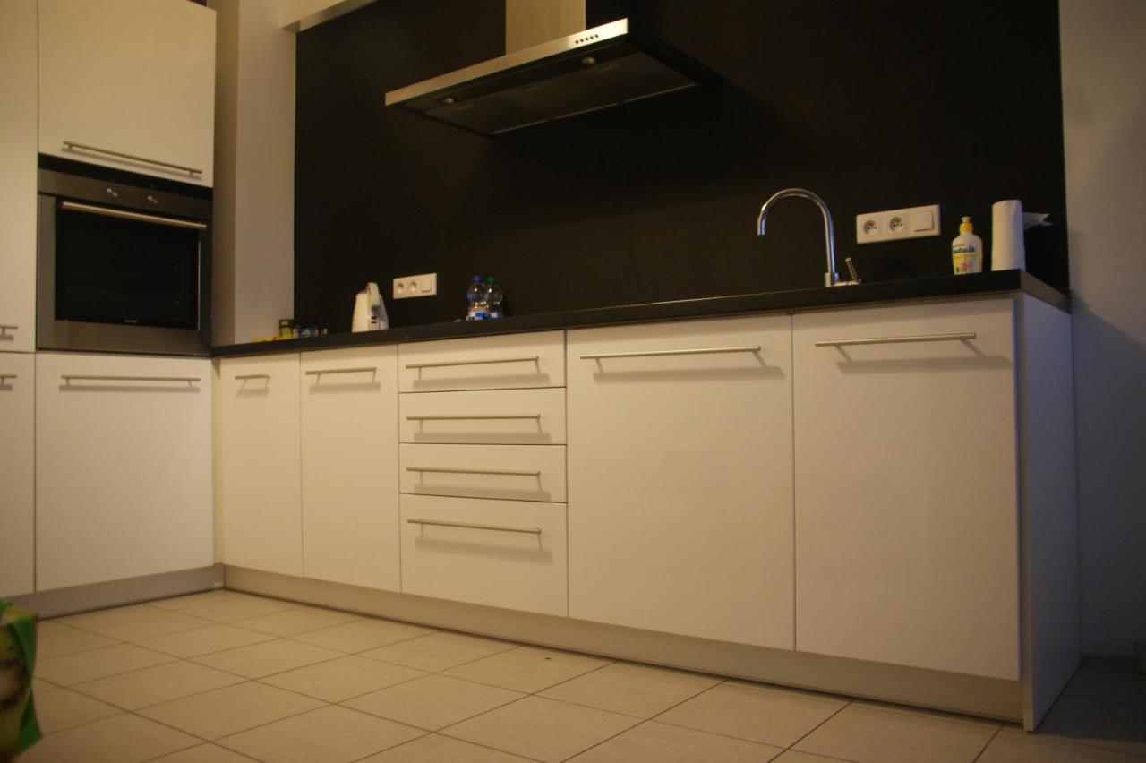 Apartament Warszawska ゴジュフ・ヴィエルコポルスキ エクステリア 写真
